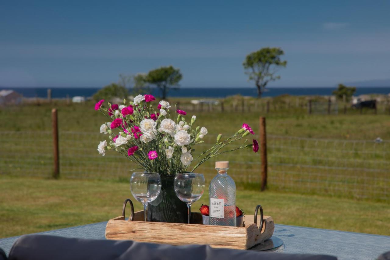 הוילה אריסייג Litua Luxury Self-Catering With Stunning Sea Views מראה חיצוני תמונה